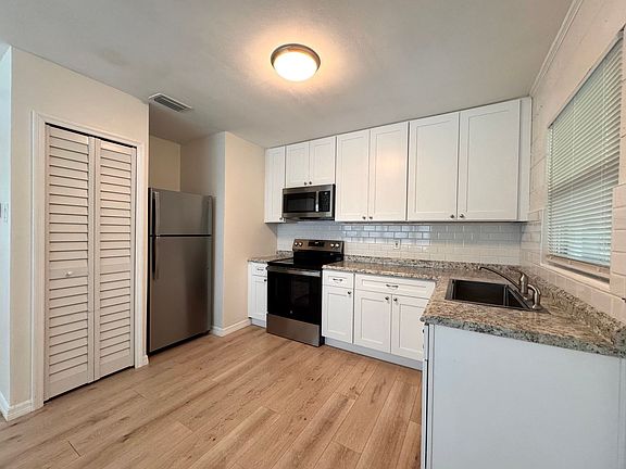 4th image of 616 W Osceola St