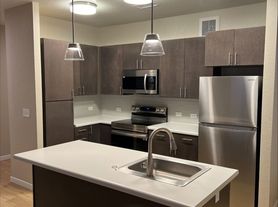 Crossing Pointe South