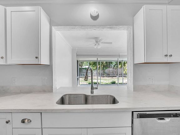 5th image of 5808 Briarwood Ave