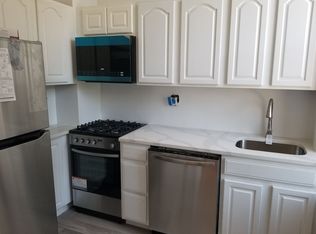252 Henry St APT 2R, Brooklyn, NY 11201
