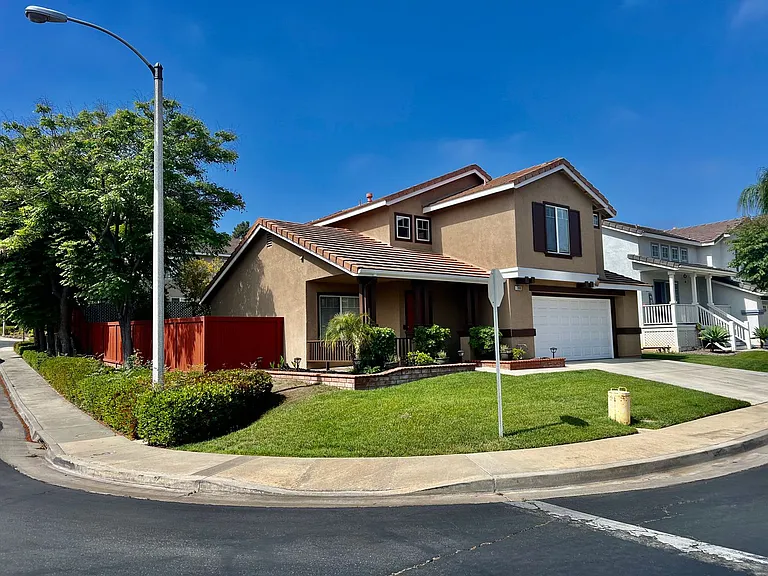788 Pointe Vista Ln — Photo 2