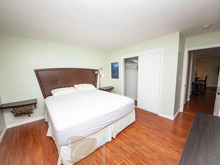 2954 Mission Blvd — Photo 4