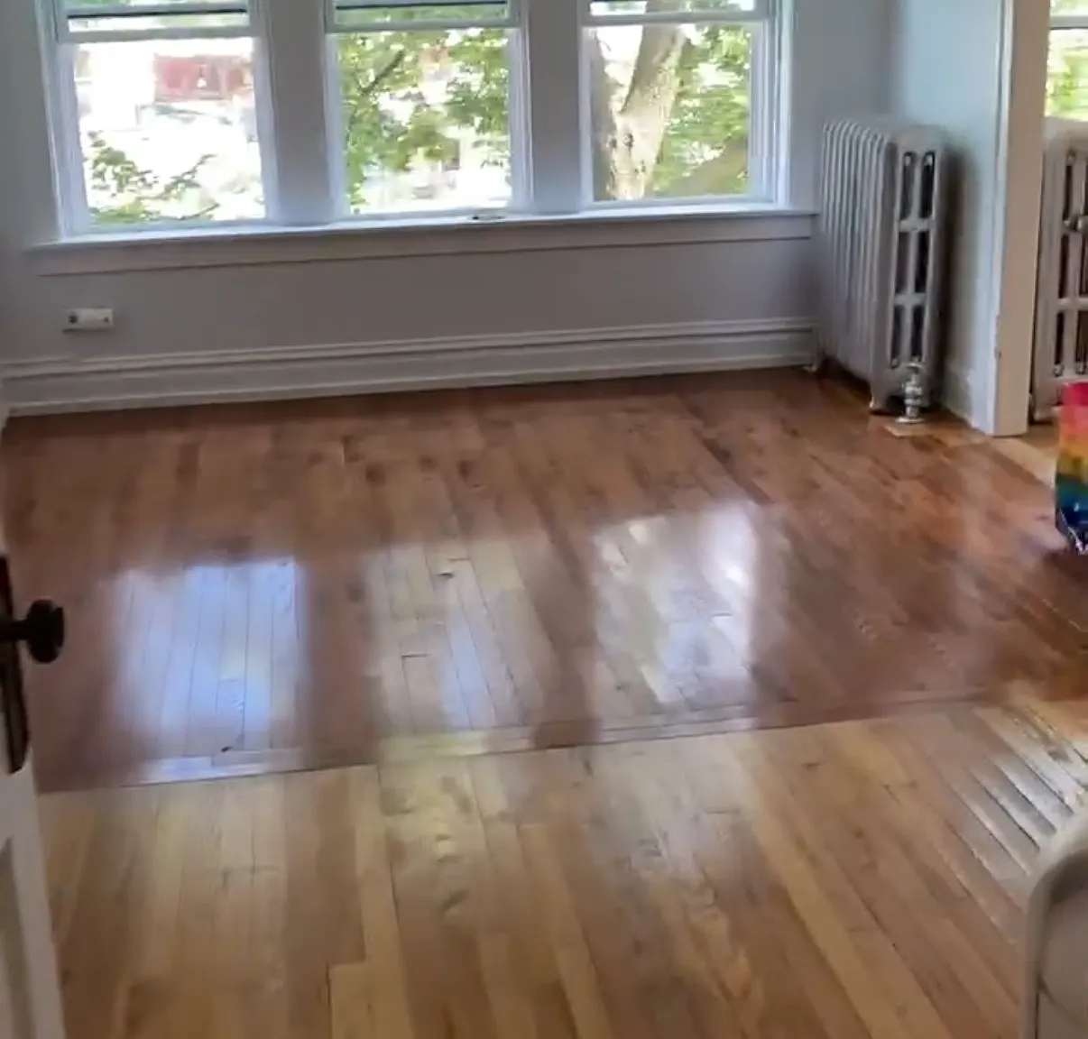 Studio, $999 — Photo 2