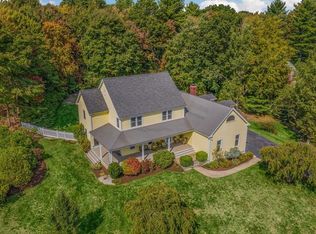10 Carriage House Way, Medway, MA 02053