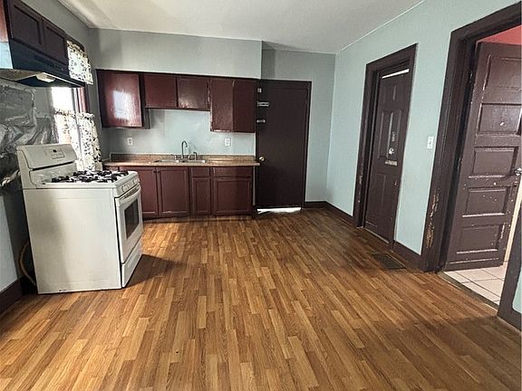 2nd image of 408 Koons Ave