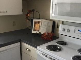 411 Wooster Rd, Winona Lake, IN 46590