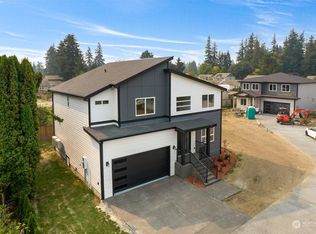 1834 Barrington Ln, Burlington, WA 98233