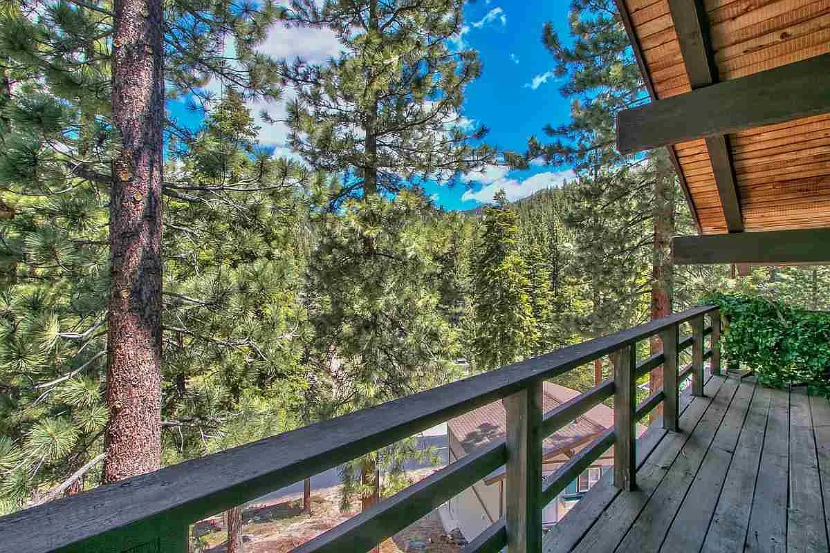 1313 Moritz Ct photo 1