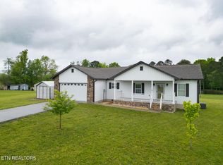 106 Maca Ridge Cir, Chestnut Mound, TN 38552