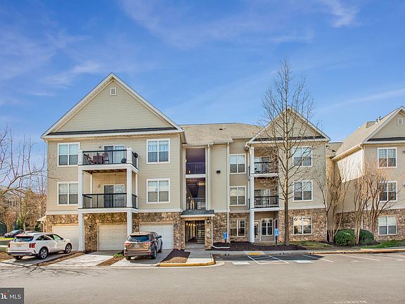 3rd image of 5172 William Colin Ct APT D
