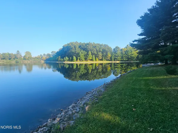 8161 Hill Ave, Toledo, OH 43528