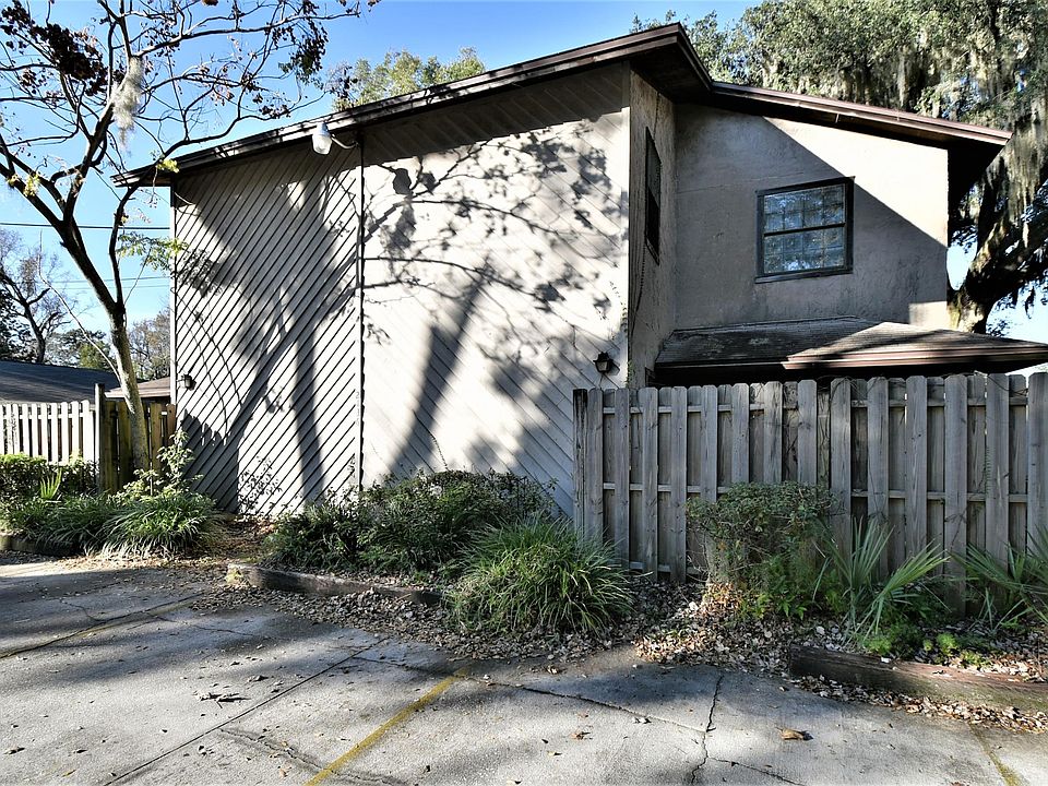 1st image of 2136 Schumacher Ave APT 4