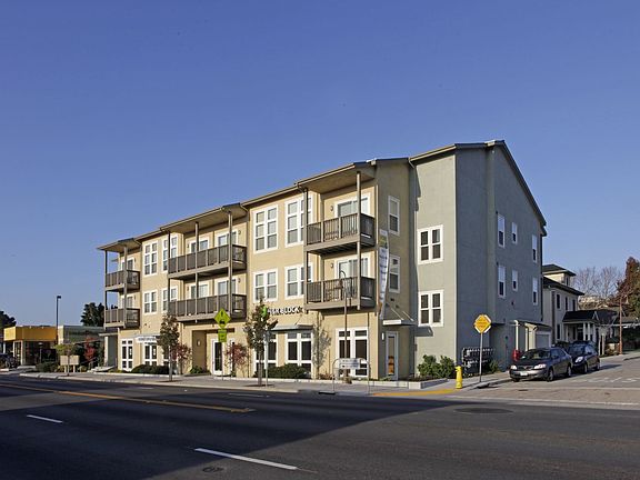 2nd image of 1804 Mission St Unit 202