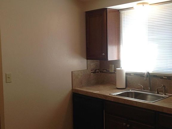 5th image of 7917 E Victoria Dr