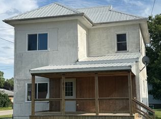1011 E Broadway St APT 1, Streator, IL 61364