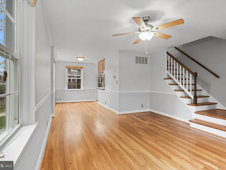 3263 S Stafford St — Photo 8