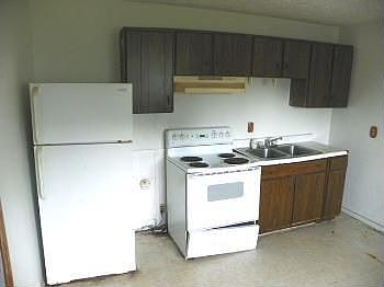 2nd image of 68 Benfield Ave