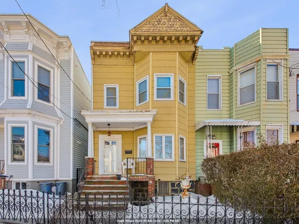 95 Booraem Avenue image 1 of 22