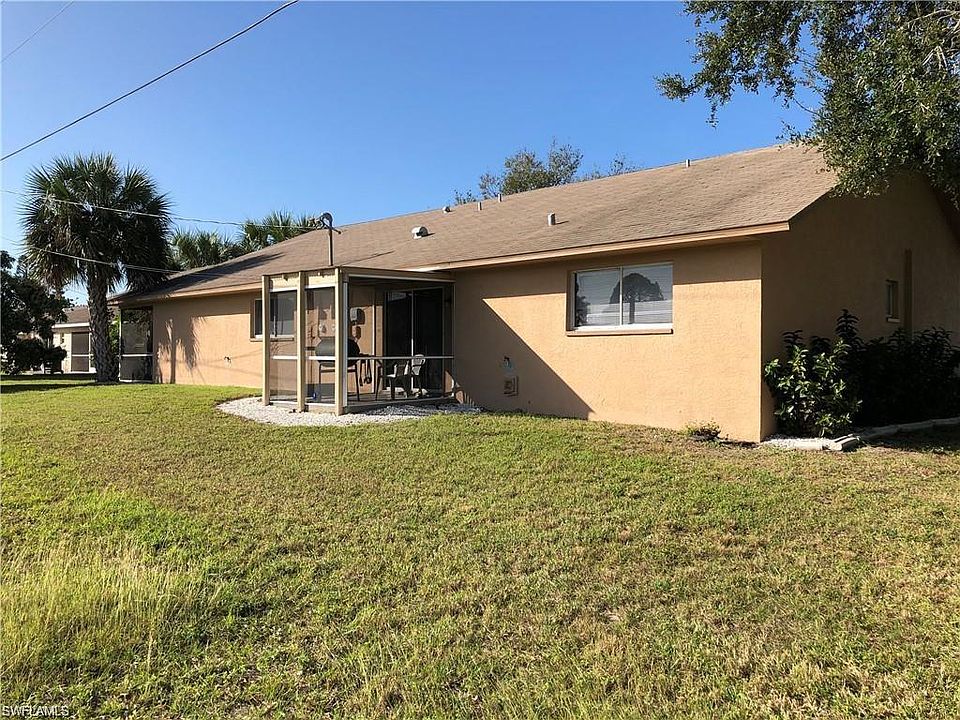 1st image of 421 SE 23rd Pl #421