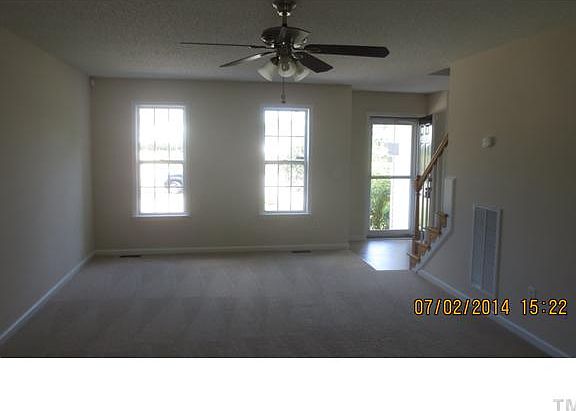 3rd image of 64 Stonewall Dr