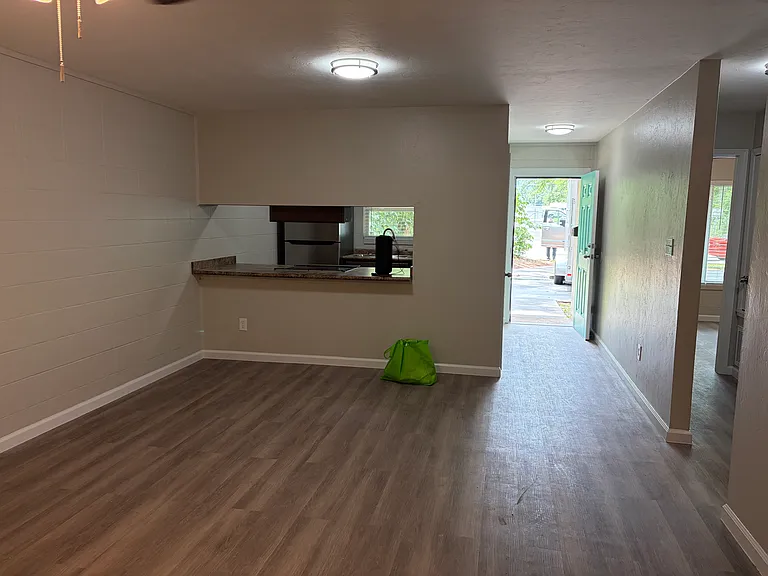 1825B S Gadsden St #1855B — Photo 5