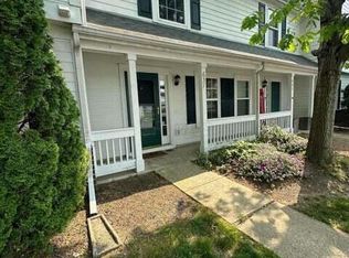 637 Lakeview Dr S, Grove City, OH