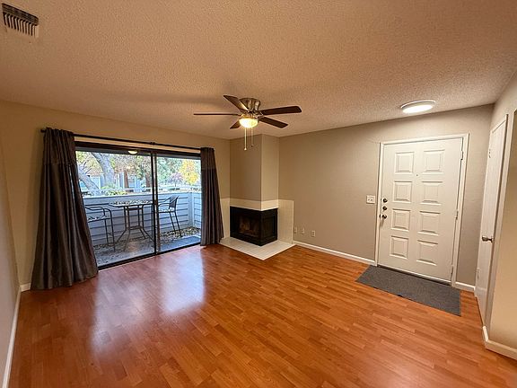 4th image of 500 Del Verde Cir Unit 2