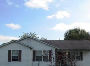 1506 Meadowlark Dr, Saint Clair, MO 63077