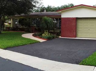 2000 NW 86th Ave, Pembroke Pines, FL 33024