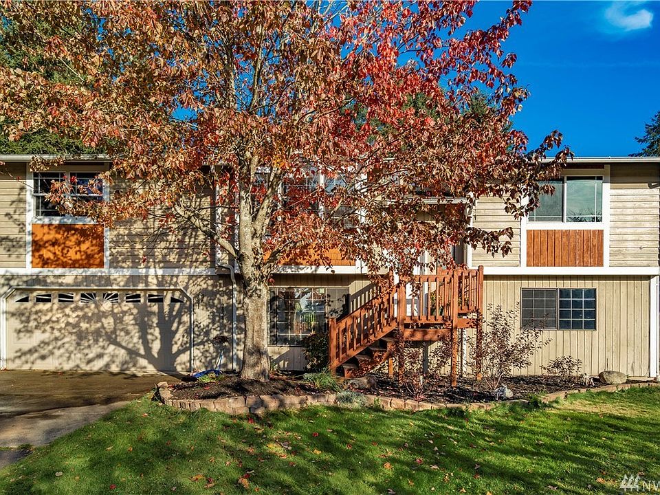 1st image of 12029 220th Avenue Ct E