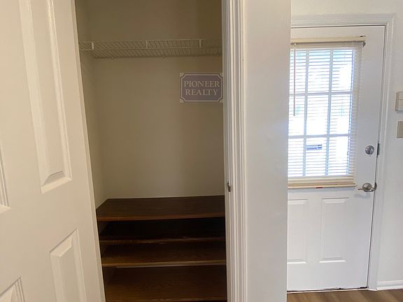 3rd image of 4906 Kilcolman Dr