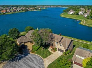 5031 SW Kingfisher Dr, Lees Summit, MO 64082