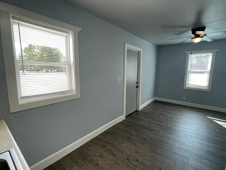 408 W Grove Ave #B — Photo 7