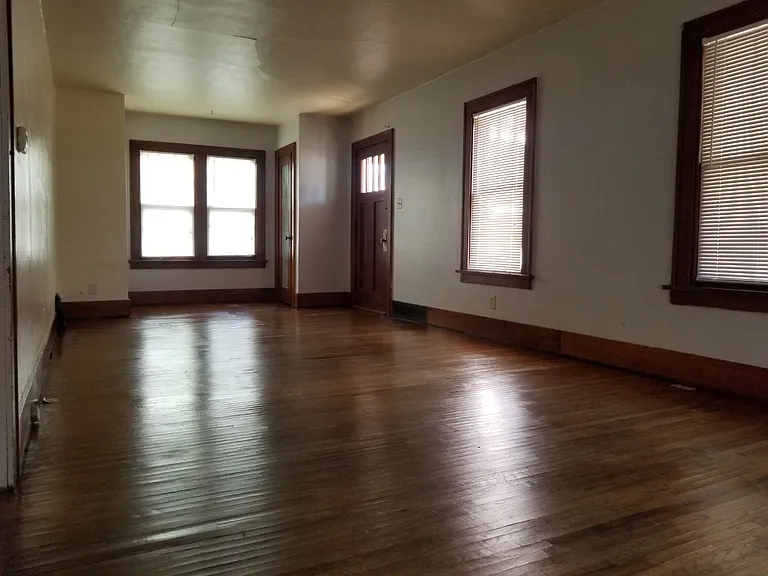 119 Mohawk St — Photo 3
