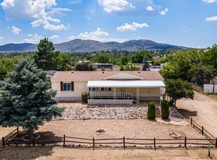 18364 S Henley Ave, Peeples Valley, AZ 86332