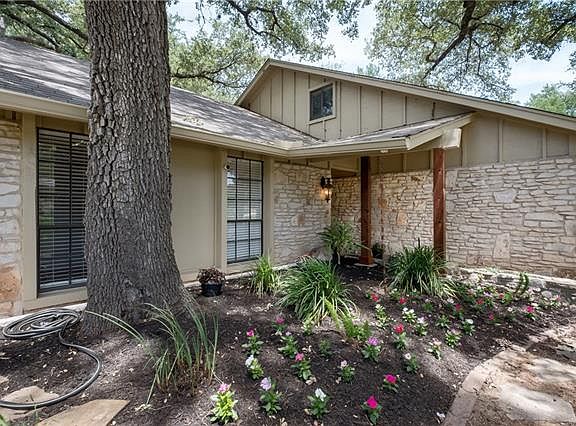 2nd image of 4902 Big Trail Cir