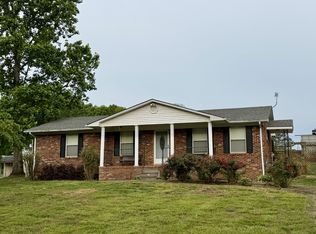 497 Belew Dr, Lawrenceburg, TN 38464
