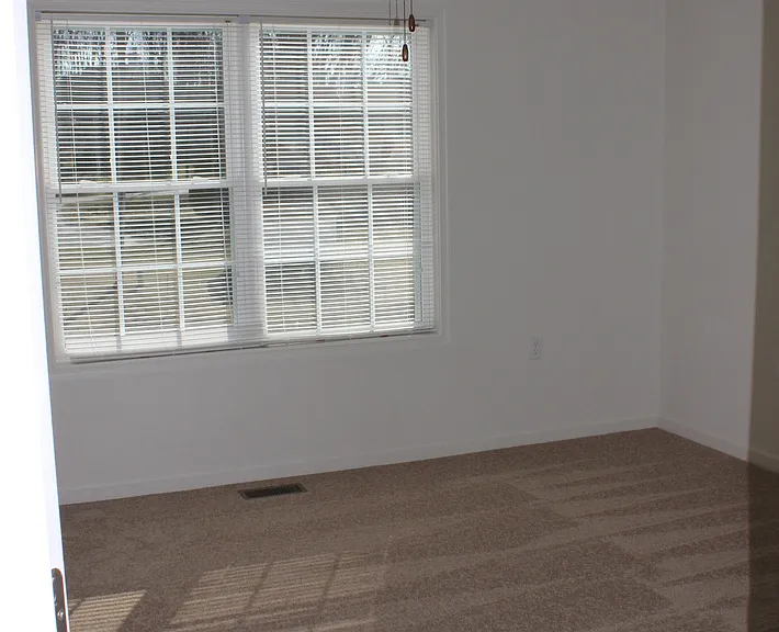 1476 Taylor Grove Ln #2 — Photo 9