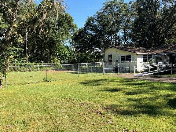 4th image of 706 N Palm Dr
