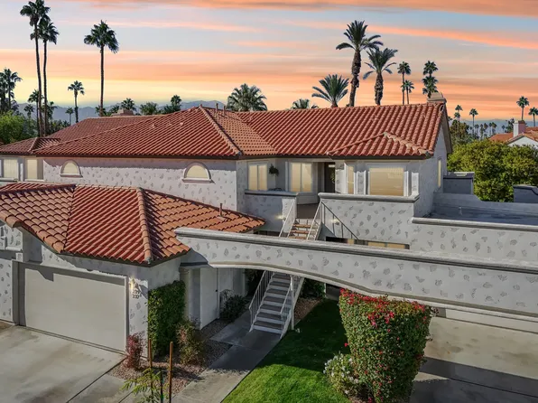 239 Vista Royale Cir E, Palm Desert, CA 92211