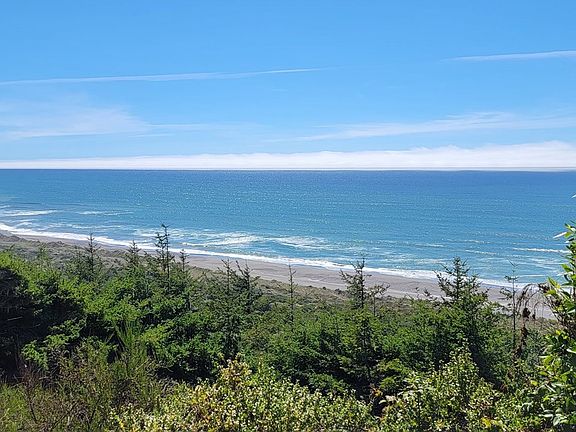 3rd image of 28530 Ocean Sky Dr