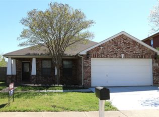 506 Quartz St, Arlington, TX
