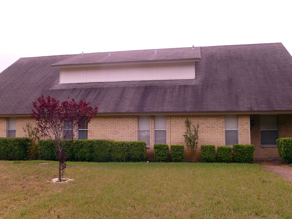 1st image of 610 Taylor Ct