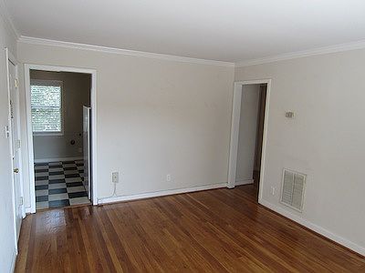 2nd image of 2914 Central Ave APT 3