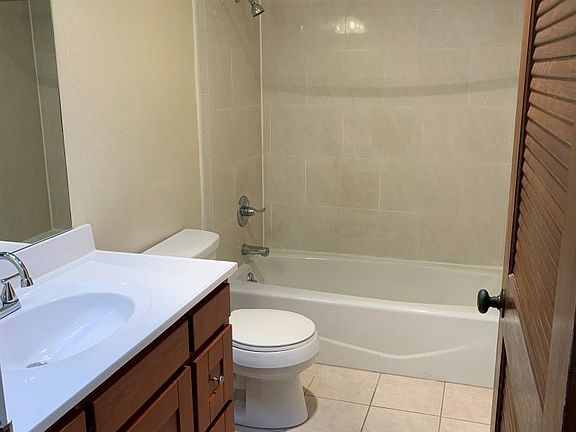 4th image of 700 Presidio Ave APT 406
