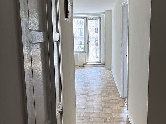 4th image of 1160 3rd Ave APT 14H