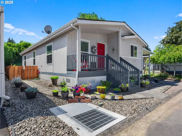 21100 NE Sandy Blvd Unit 72, Fairview, OR 97024