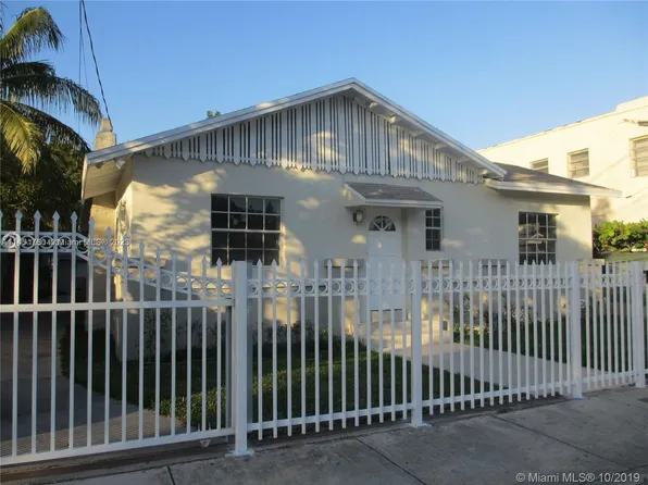 37 NW 52nd St, Miami, FL 33127