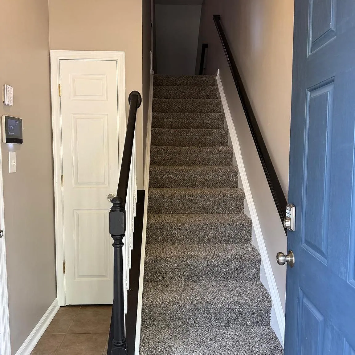 2 bed, 2.5 bath, 1348 sqft, $2,600 — Photo 4
