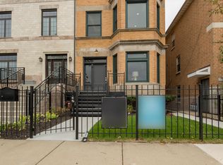 822 E 42nd St, Chicago, IL